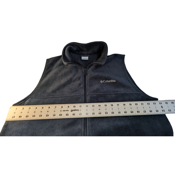 Columbia Sportswear Men's Large Black Fleece Full Zip Vest - Picture 5 of 14